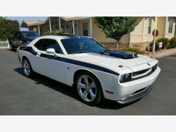 Thumbnail Photo undefined for 2013 Dodge Challenger